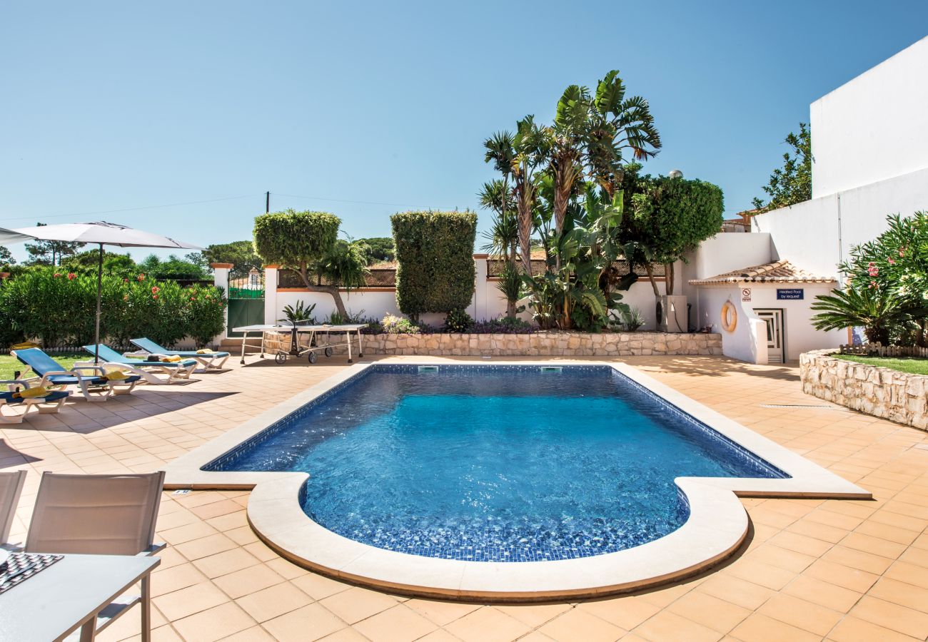 Villa in Galé - Luís