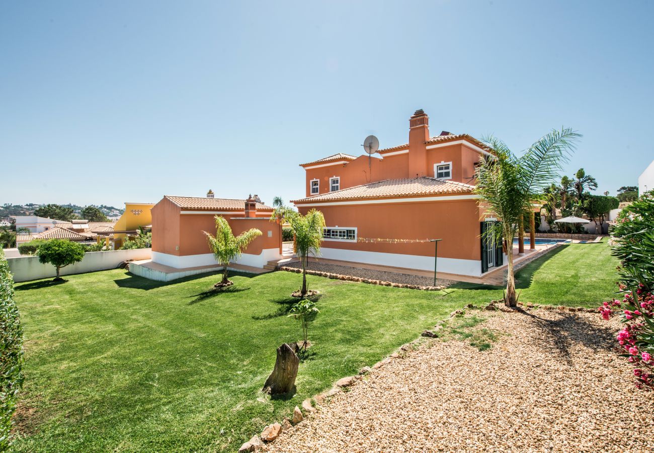 Villa in Galé - Luís