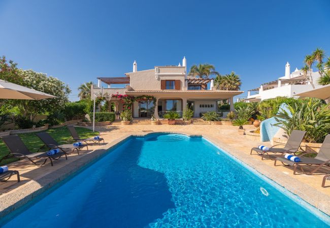 Villa in Galé - Casa da Praia Villa in Galé - Casa da Praia