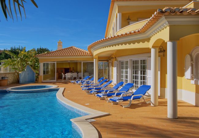 Villa in Albufeira - Lisianto