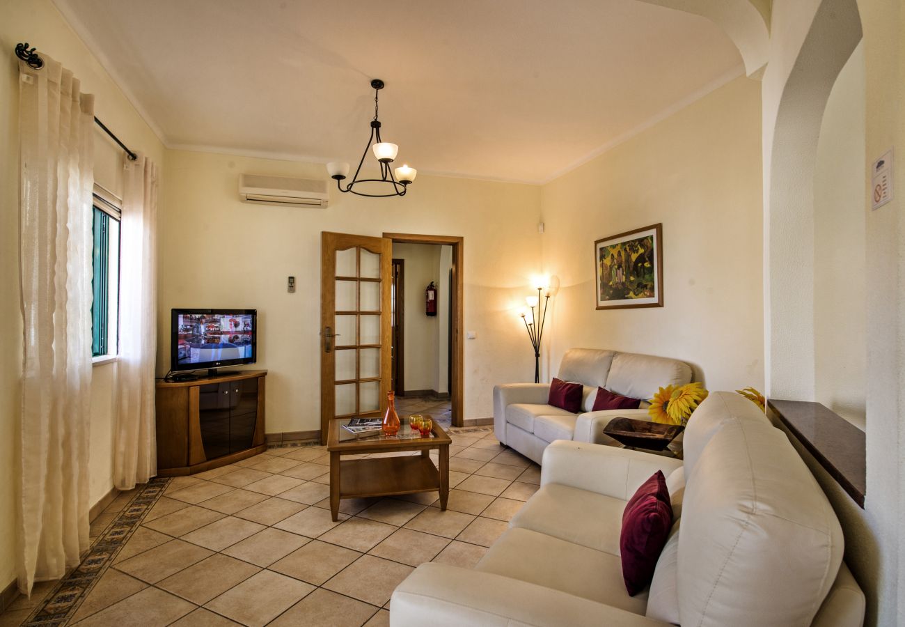 Ferienwohnung in Vale Rebelho - Apartment Rebela Ground floor