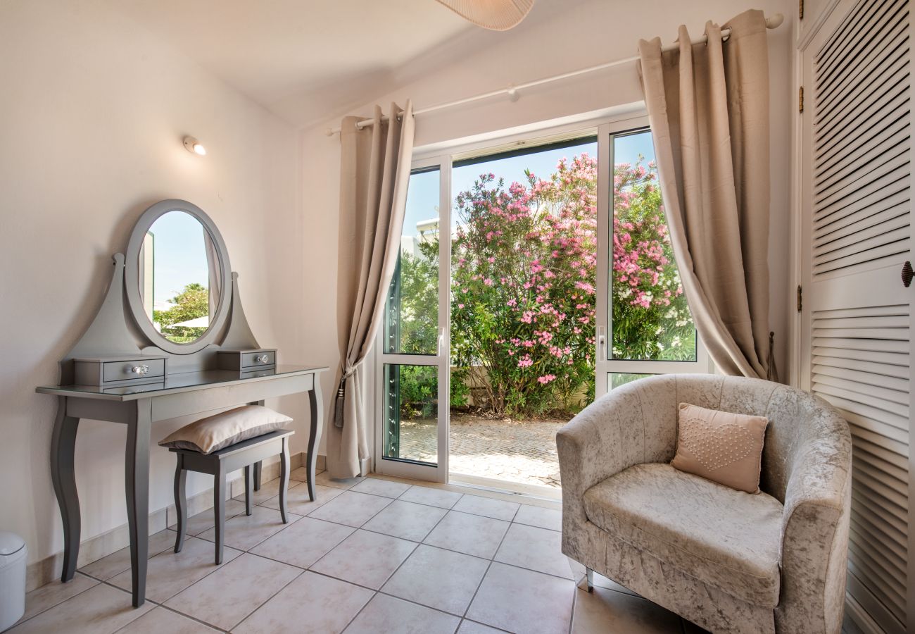 Villa in Albufeira - The Beach House