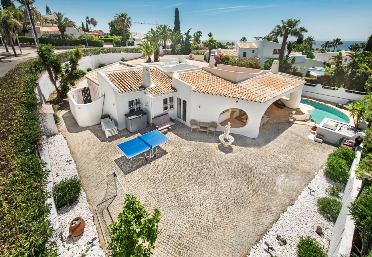 Villa in Albufeira - The Beach House