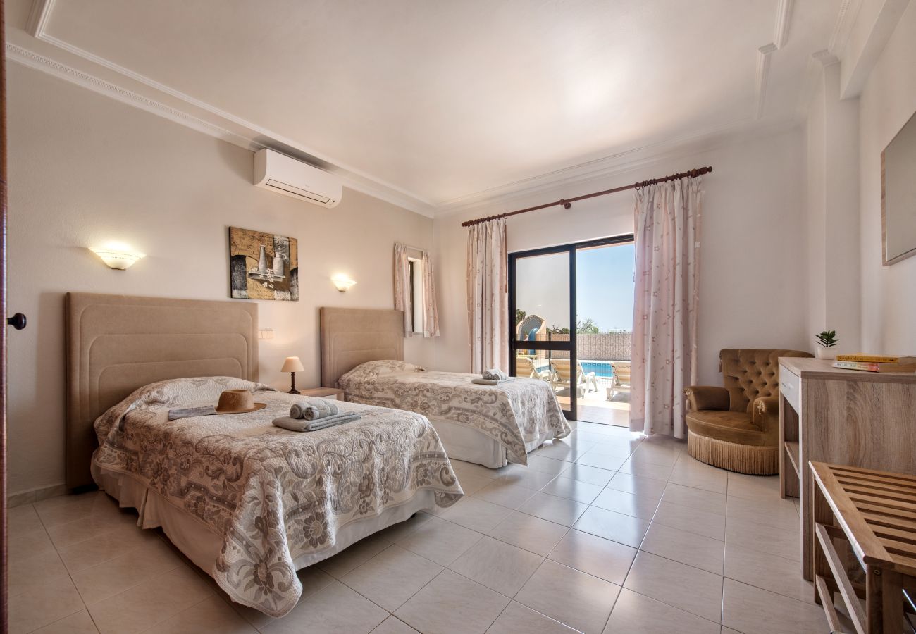 Villa in Vale Rebelho - Villa Mirante