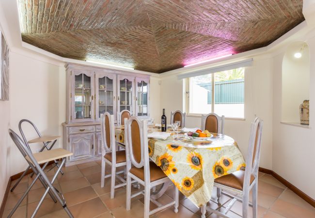 Villa à Galé - Helmar Villa à Galé - Helmar