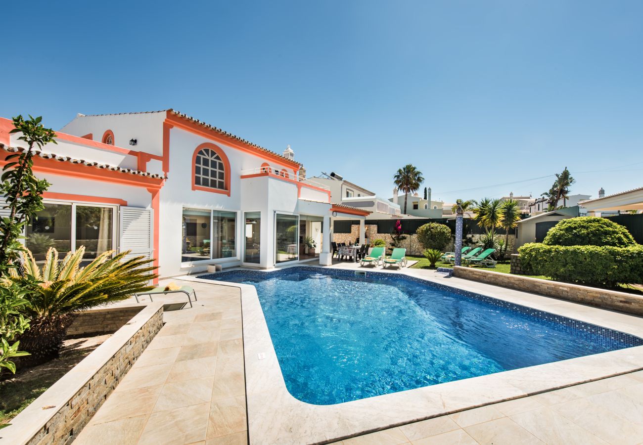 Villa à Galé - Helmar