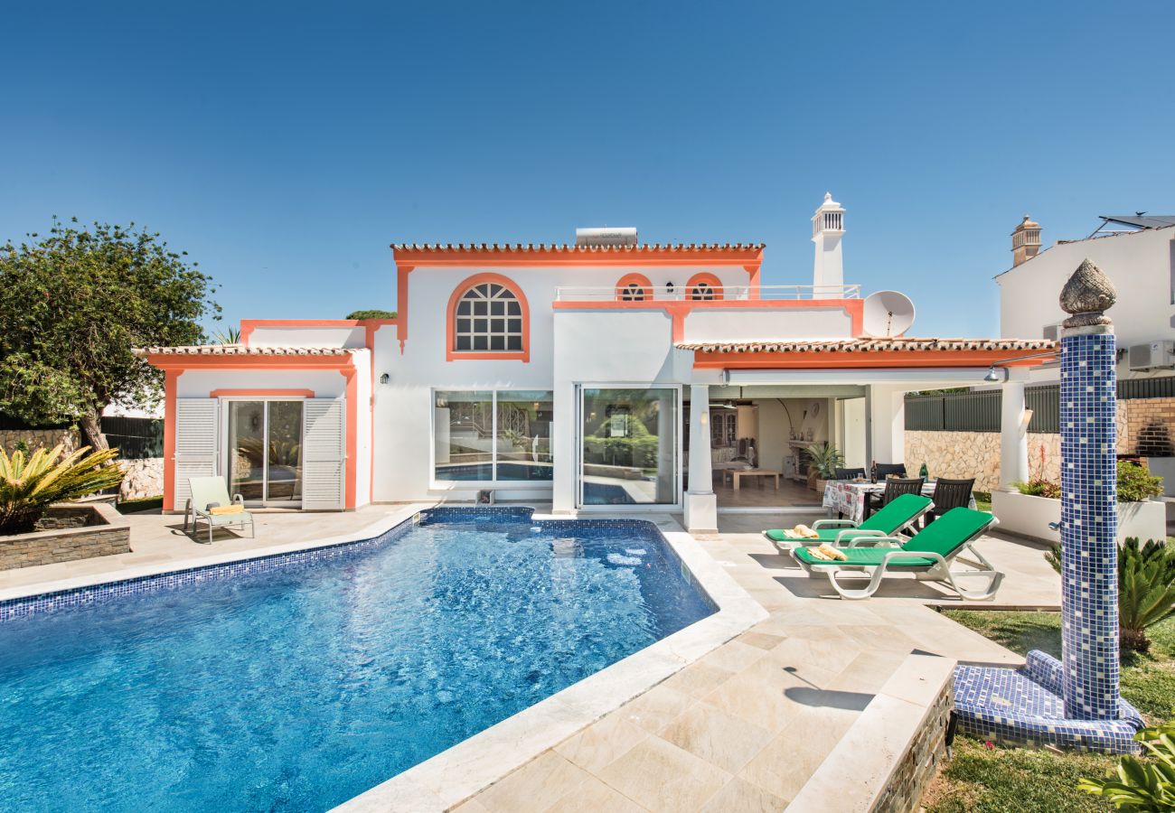 Villa à Galé - Helmar