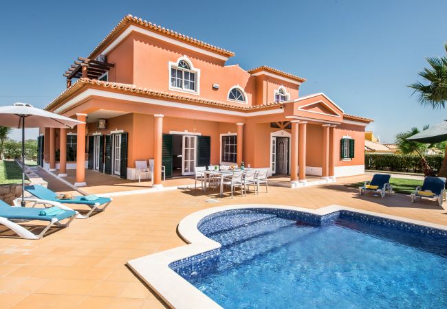 Villa à Galé - Luís Villa à Galé - Luís