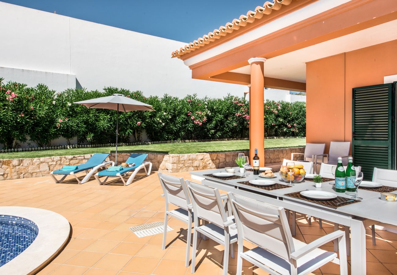 Villa à Galé - Luís