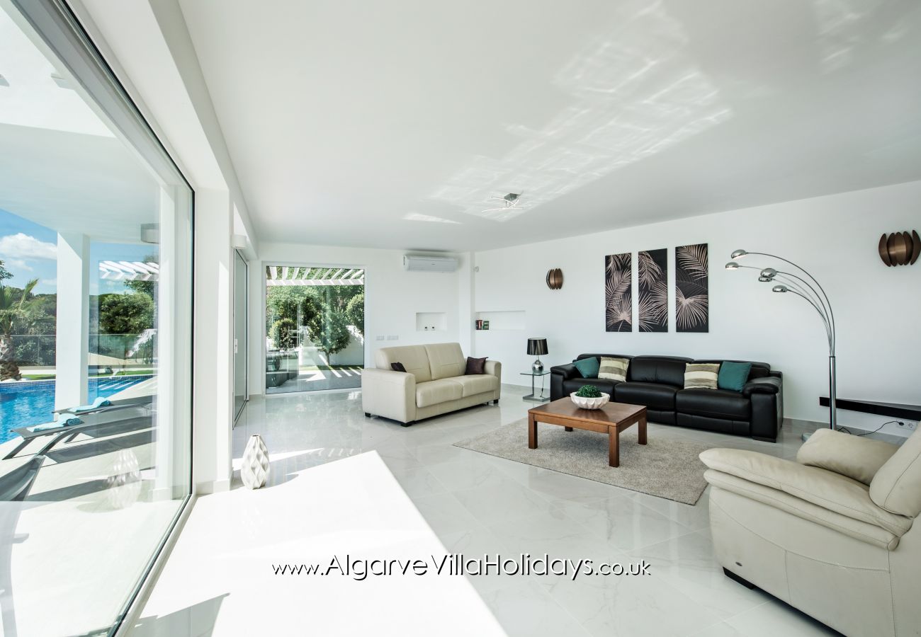 Villa à Armação de Pêra - Catalina
