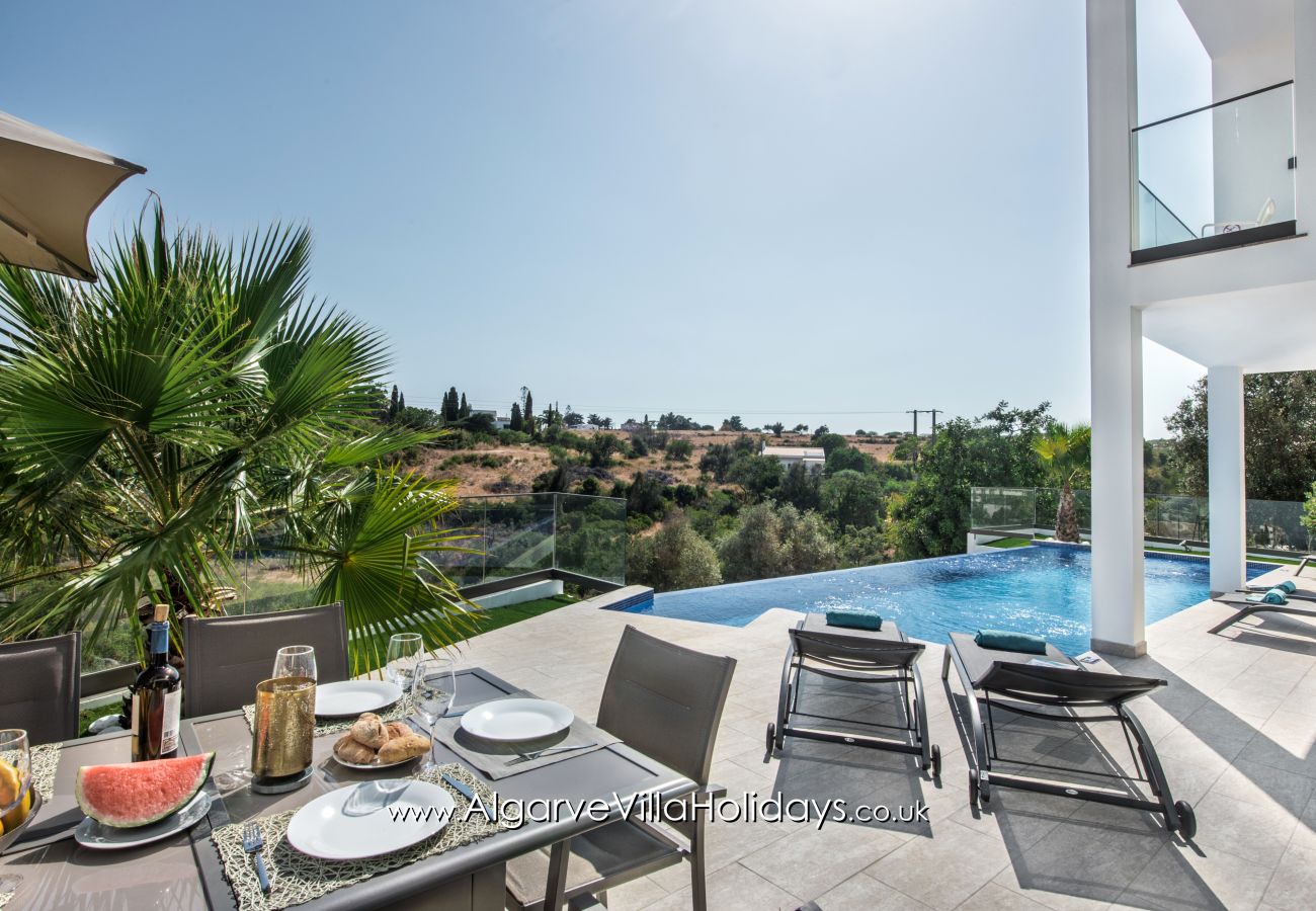 Villa à Armação de Pêra - Catalina