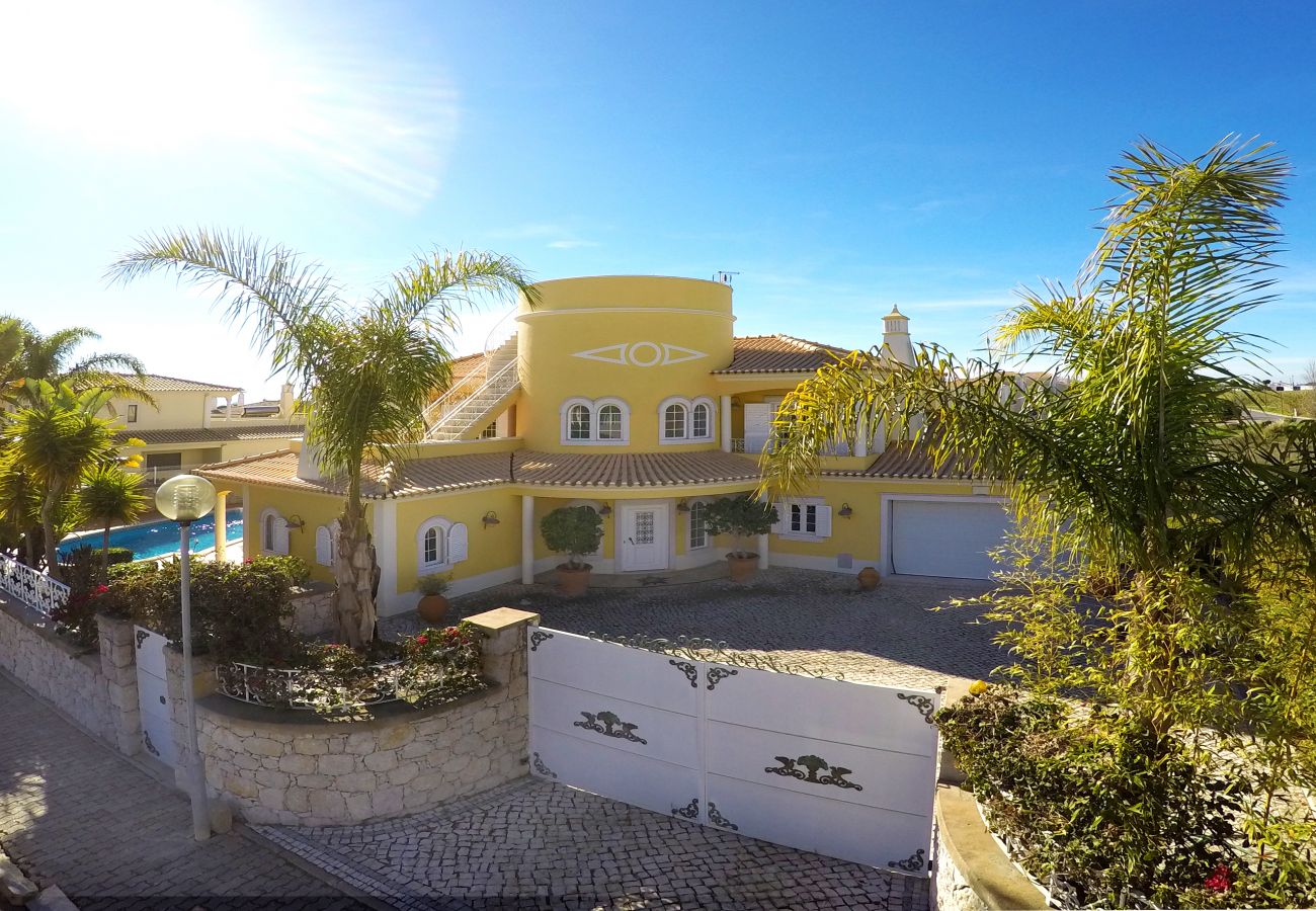 Villa à Albufeira - Lisianto