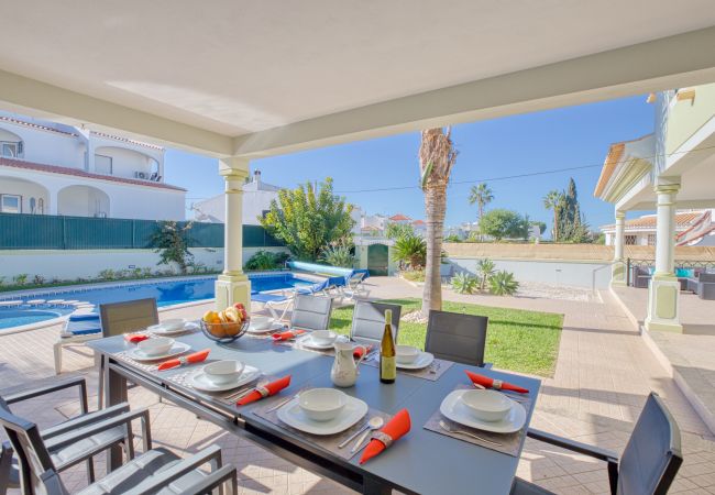 Villa à Albufeira - Villa Cibel Villa à Albufeira - Villa Cibel