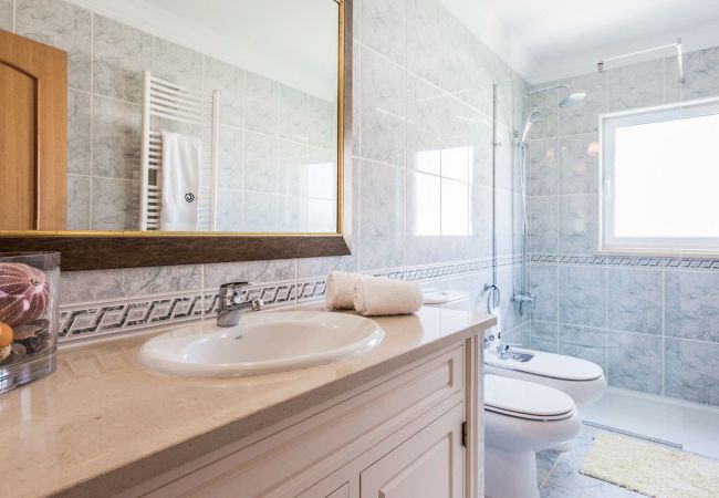 Villa à Galé - Figueiras Villa à Galé - Figueiras