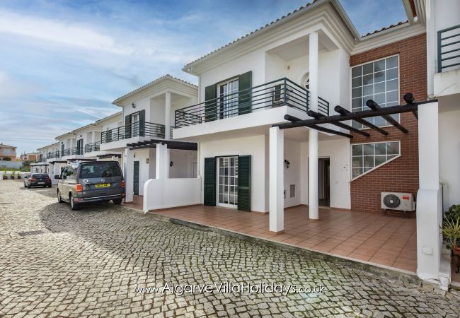 Villa à Alcantarilha - Rosemary Villa à Alcantarilha - Rosemary