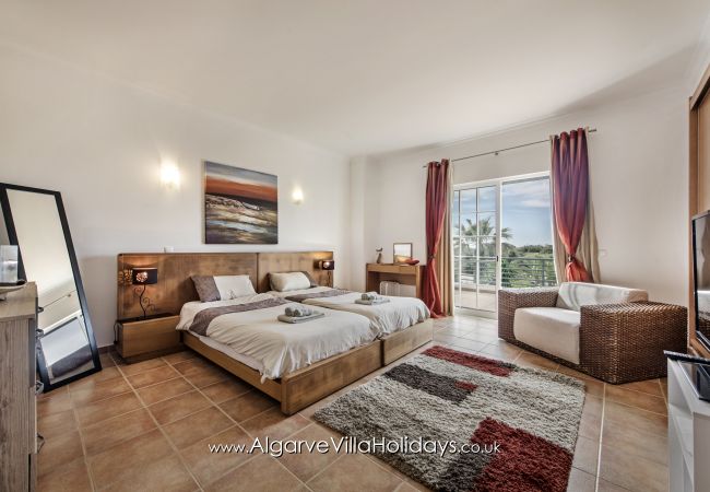 Villa à Alcantarilha - Rosemary Villa à Alcantarilha - Rosemary