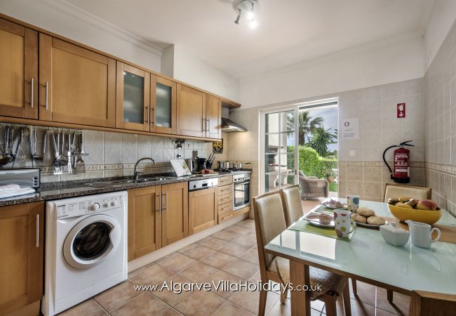 Villa à Alcantarilha - Rosemary Villa à Alcantarilha - Rosemary