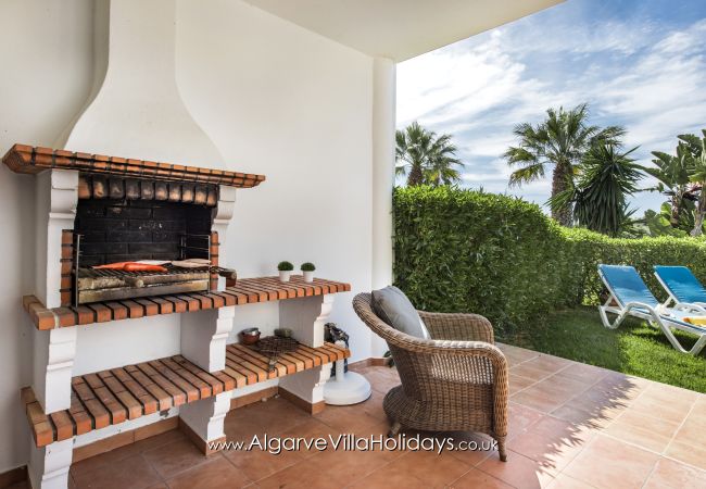 Villa à Alcantarilha - Rosemary Villa à Alcantarilha - Rosemary