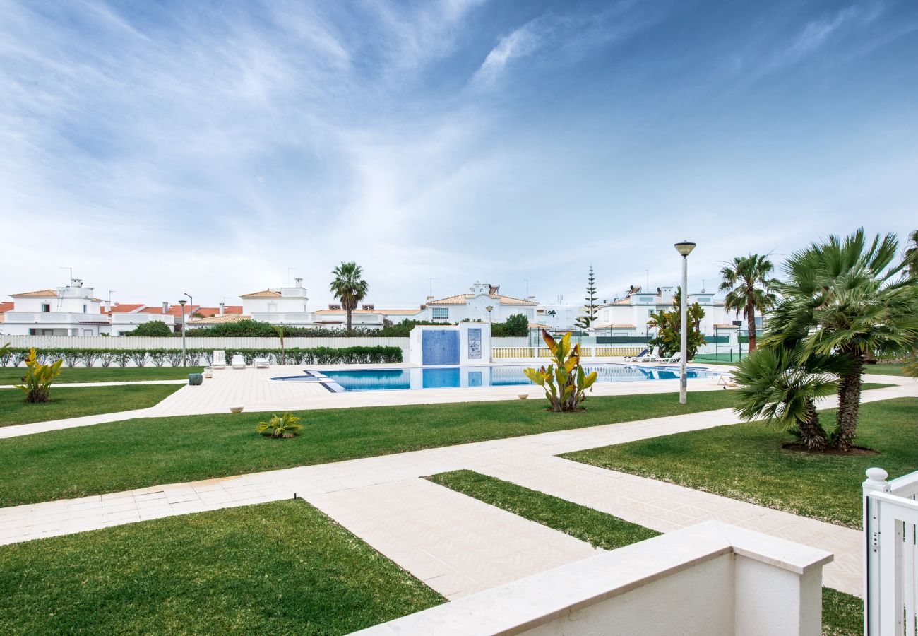 Apartamento em Galé - Apartment S - O Monte