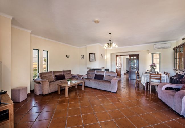 Villa em Galé - Bitoque Villa em Galé - Bitoque