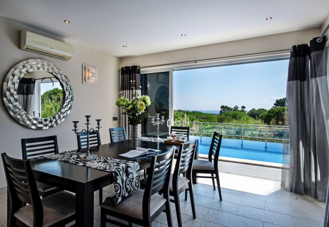 Villa em Sesmarias - Vista Mar Villa em Sesmarias - Vista Mar