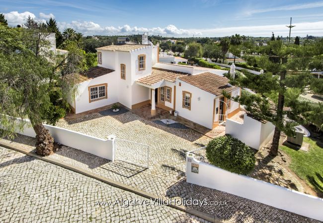 Villa em Guia - Buganvilia Villa em Guia - Buganvilia