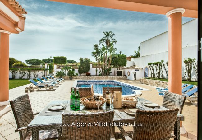 Villa em Galé - Luís Villa em Galé - Luís