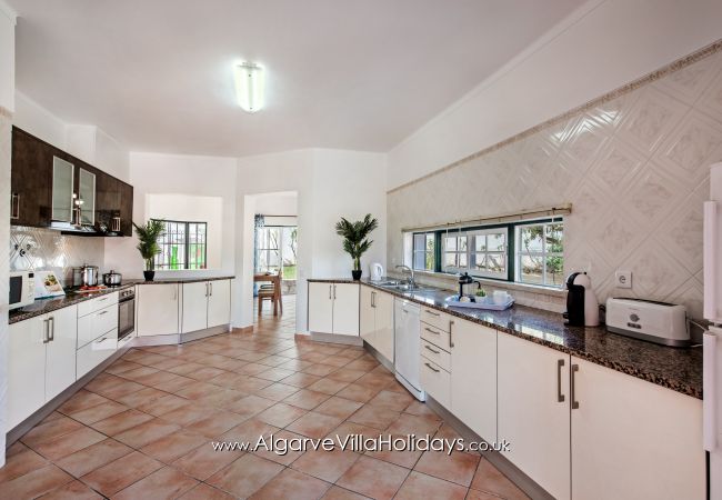 Villa em Galé - Luís Villa em Galé - Luís