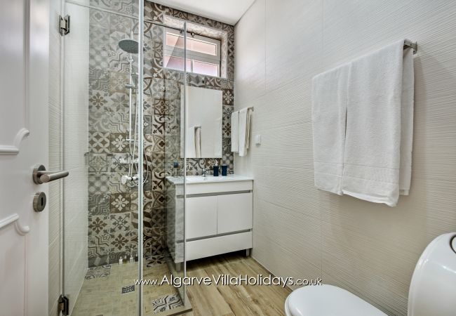 Villa em Galé - Luís Villa em Galé - Luís