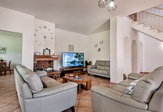 Villa em Galé - Luís Villa em Galé - Luís