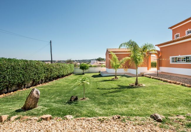 Villa em Galé - Luís Villa em Galé - Luís