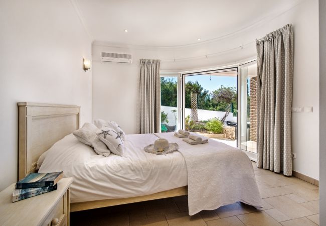 Villa em Sesmarias - Lila Villa em Sesmarias - Lila