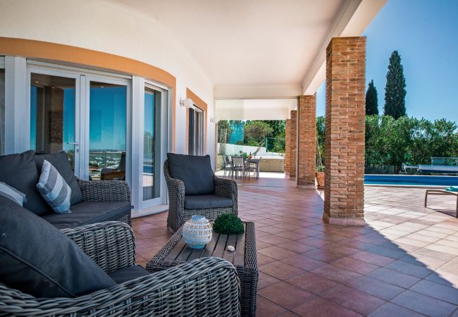 Villa em Sesmarias - Lila Villa em Sesmarias - Lila