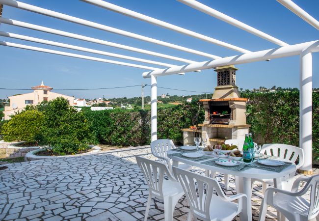 Villa em Vale Rebelho - Marco Real Villa em Vale Rebelho - Marco Real