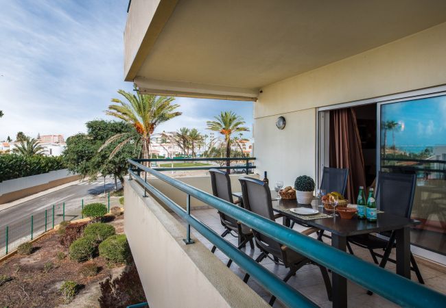 Apartamento em Galé - Apt Galé Mar 11 Apartamento em Galé - Apt Galé Mar 11