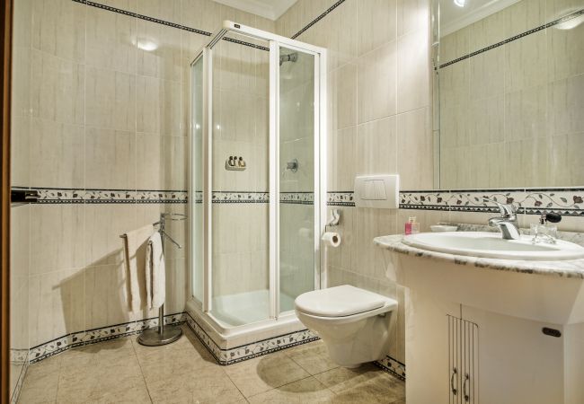 Apartamento em Galé - Apt Galé Mar 11 Apartamento em Galé - Apt Galé Mar 11