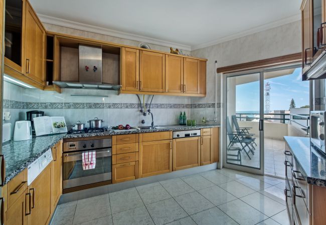 Apartamento em Galé - Apt Galé Mar 11 Apartamento em Galé - Apt Galé Mar 11