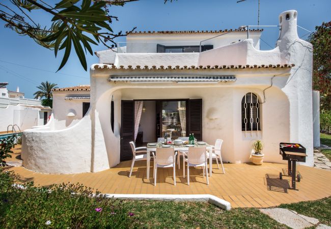 Villa em Sesmarias - Campos Villa em Sesmarias - Campos