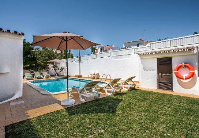 Villa em Sesmarias - Campos Villa em Sesmarias - Campos