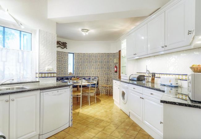 Villa em Albufeira - Oliveira Villa em Albufeira - Oliveira