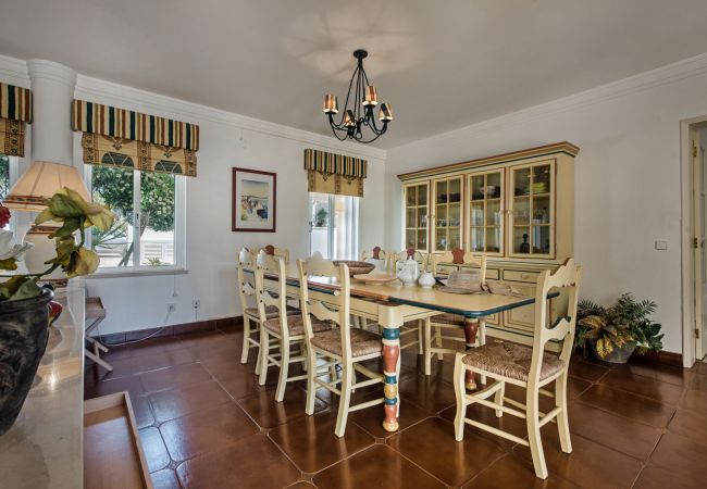 Villa em Albufeira - Branca Villa em Albufeira - Branca