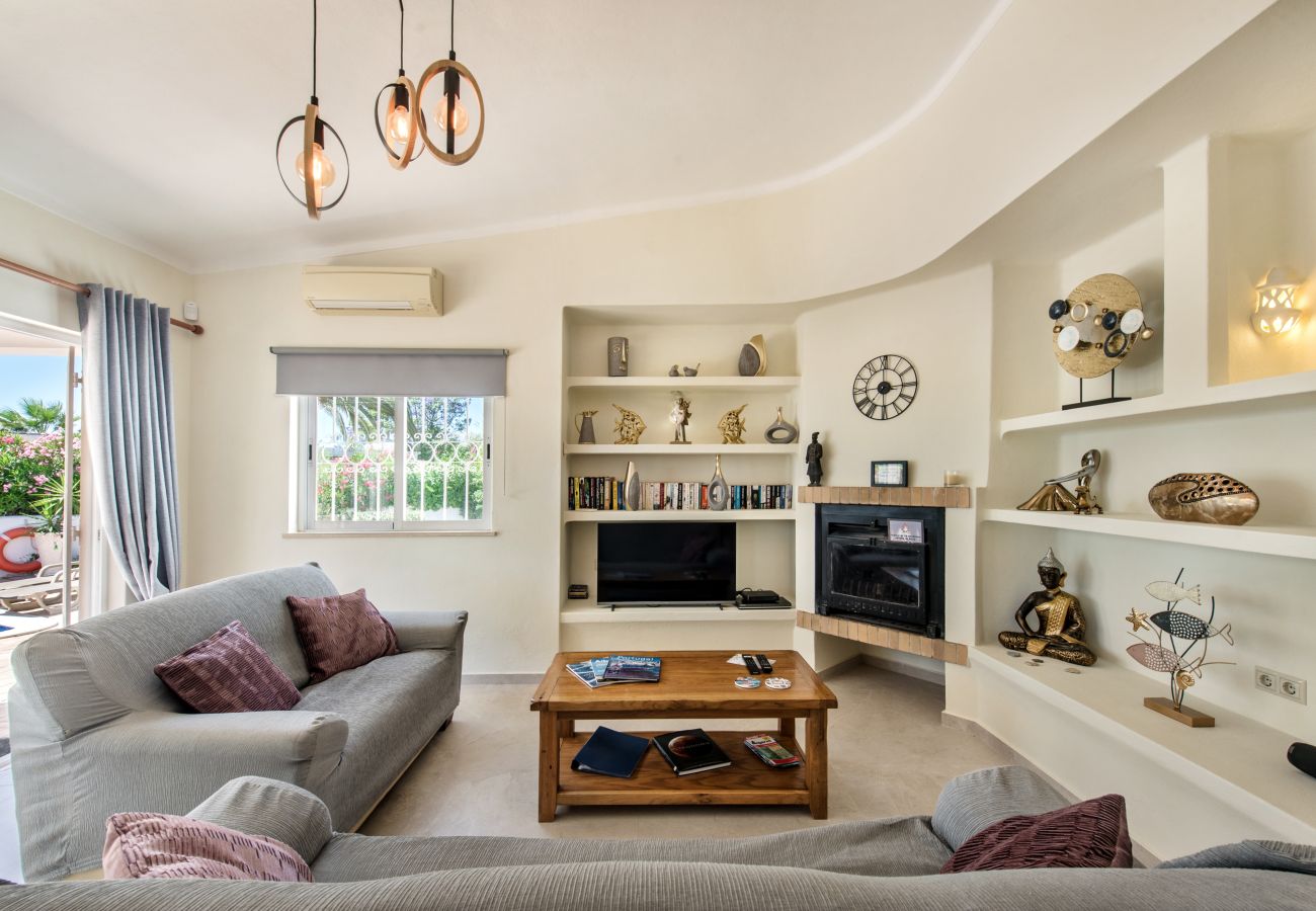 Villa em Guia - Casa Celina