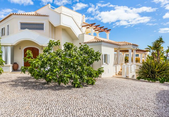 Villa em Galé - Figueiras Villa em Galé - Figueiras