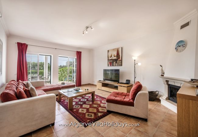 Villa em Alcantarilha - Rosemary Villa em Alcantarilha - Rosemary