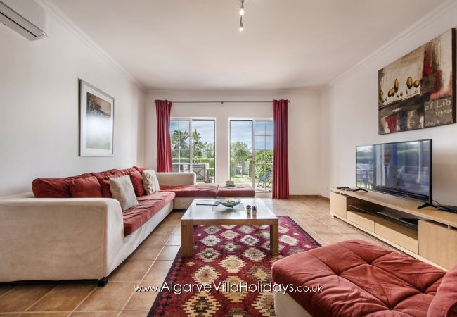 Villa em Alcantarilha - Rosemary Villa em Alcantarilha - Rosemary