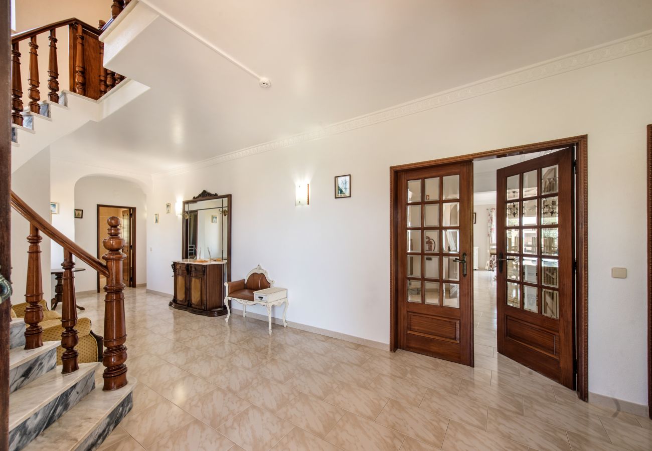 Villa em Vale Rebelho - Villa Mirante