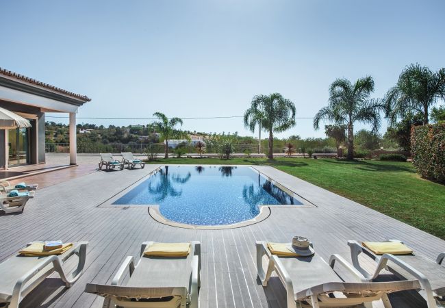 Villa in Sesmarias - Monte dos Avos Villa in Sesmarias - Monte dos Avos