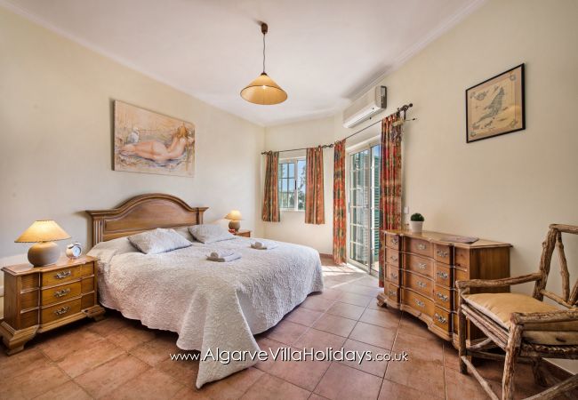 Villa in Galé - Hideaway Villa in Galé - Hideaway