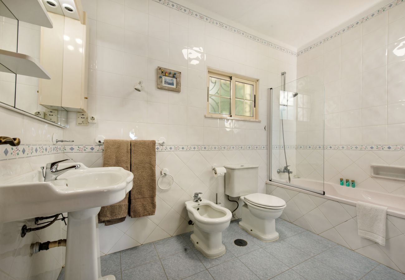 Villa in Galé - Hideaway