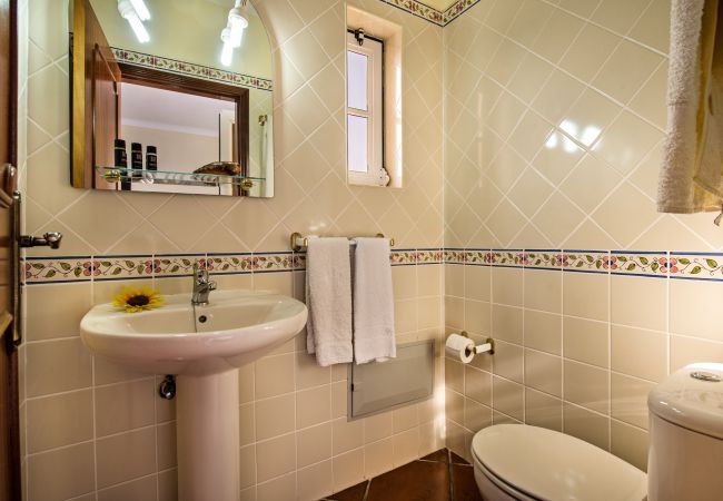 Villa in Galé - Bitoque Villa in Galé - Bitoque